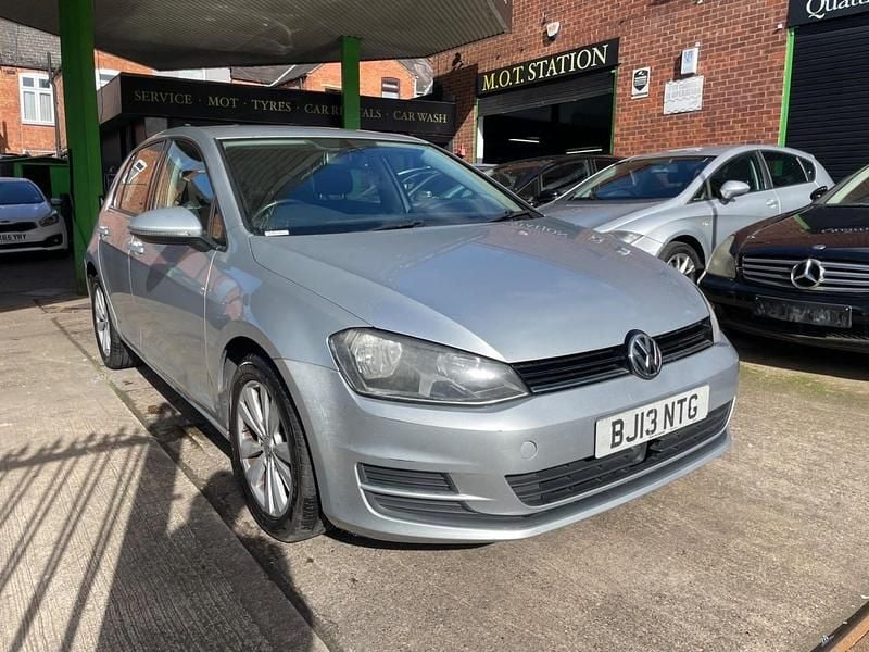Used VW Golf VII SE 105 HP (77 kW) 2013 Silver Hatchback