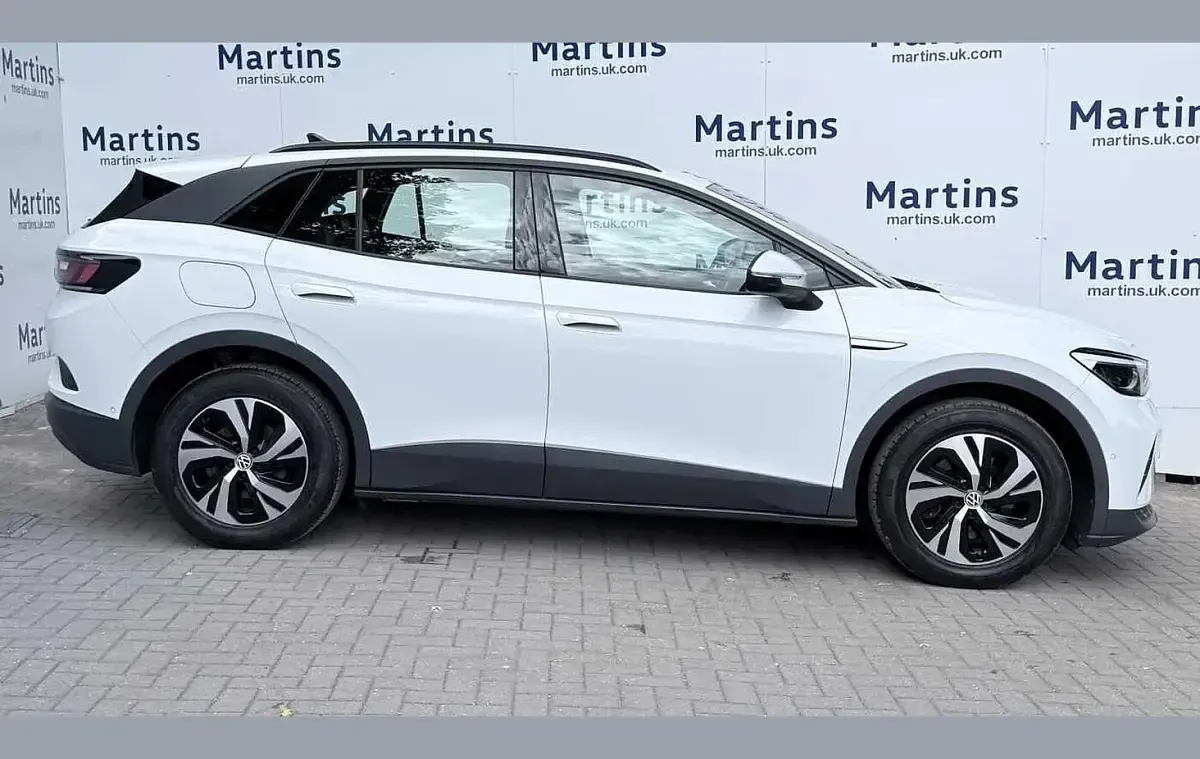 Used VW ID.4 Pure 108 kW (148 HP) 2022 White SUV