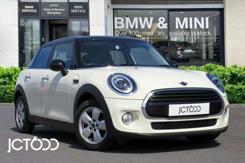 White Used 2019 Mini Cooper Classic Hatchback | £11,895 (Good price) - Image 1/4