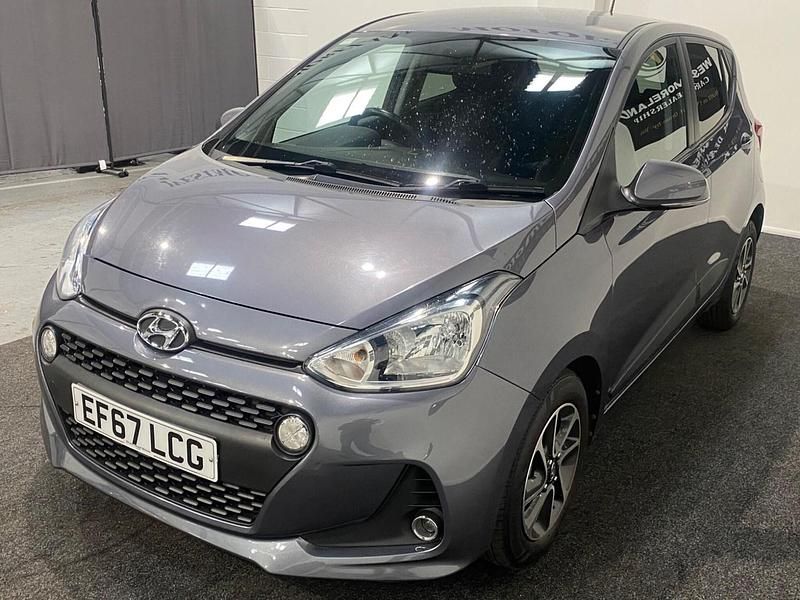 Used Hyundai i10 Premium 87 HP (63 kW) 2017 Grey Hatchback