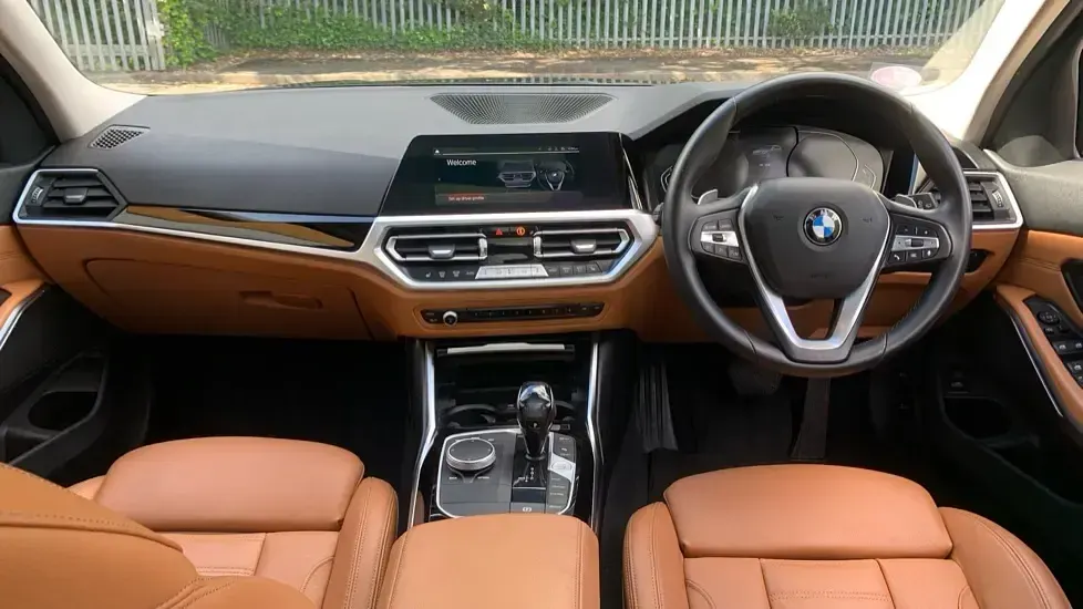 Used BMW 320 Sport Line 184 HP (135 kW) 2021 Grey Estate