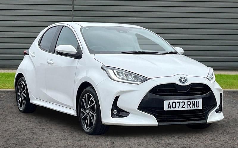 Used Toyota Yaris Hybrid Design 116 HP (85 kW) 2026 Hatchback