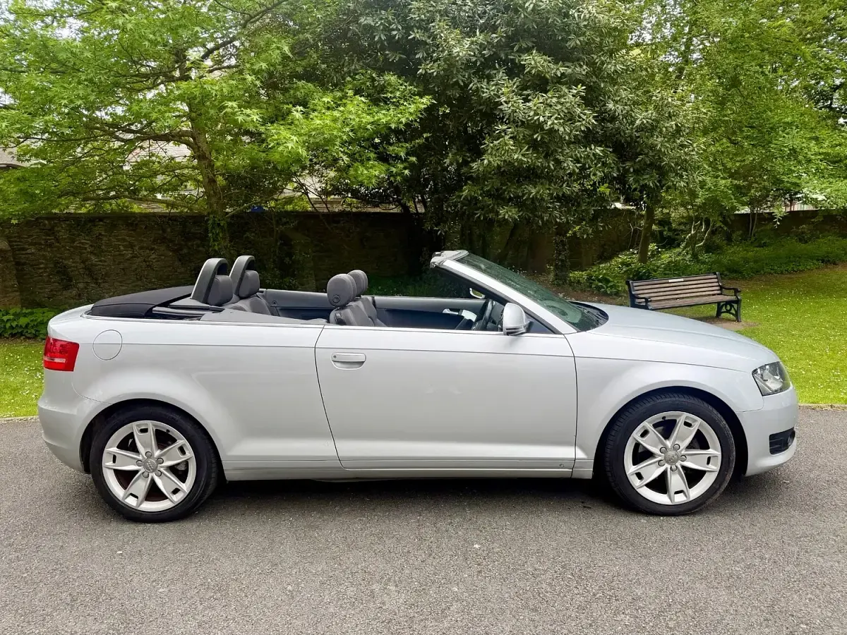 Used Audi A3 Cabriolet Sport 140 HP (102 kW) 2010 Silver Cabriolet