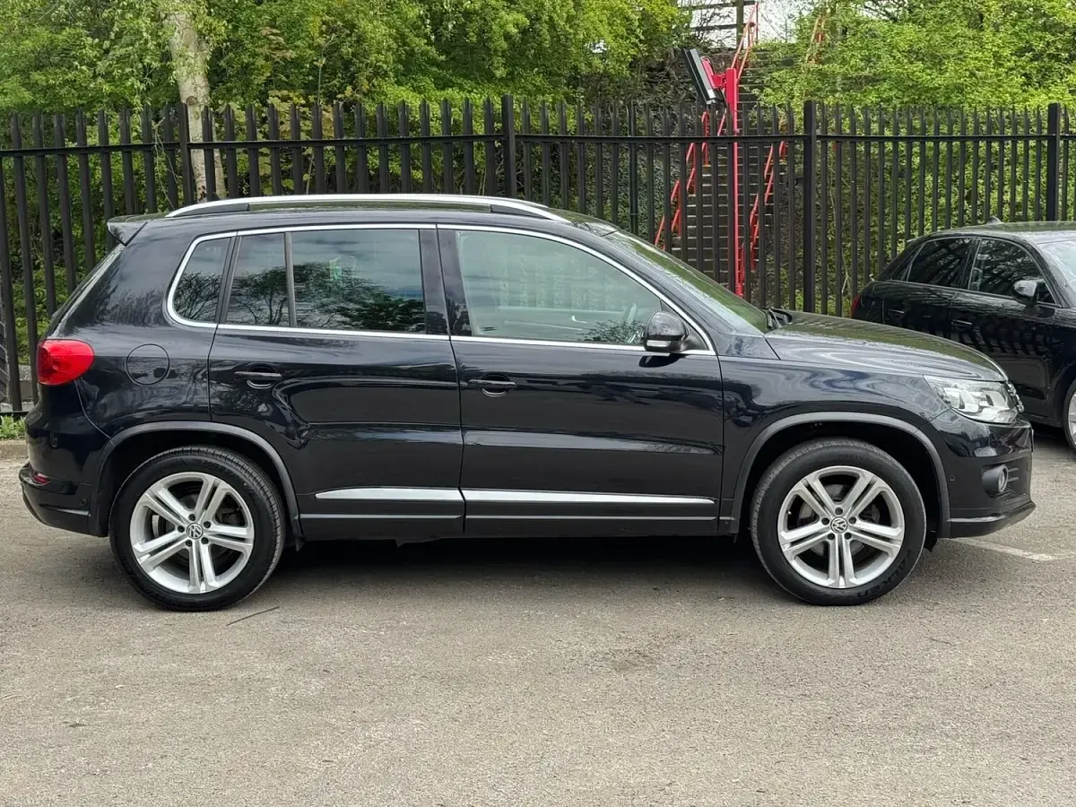 Second-hand VW Tiguan R-line 2014 Negru SUV