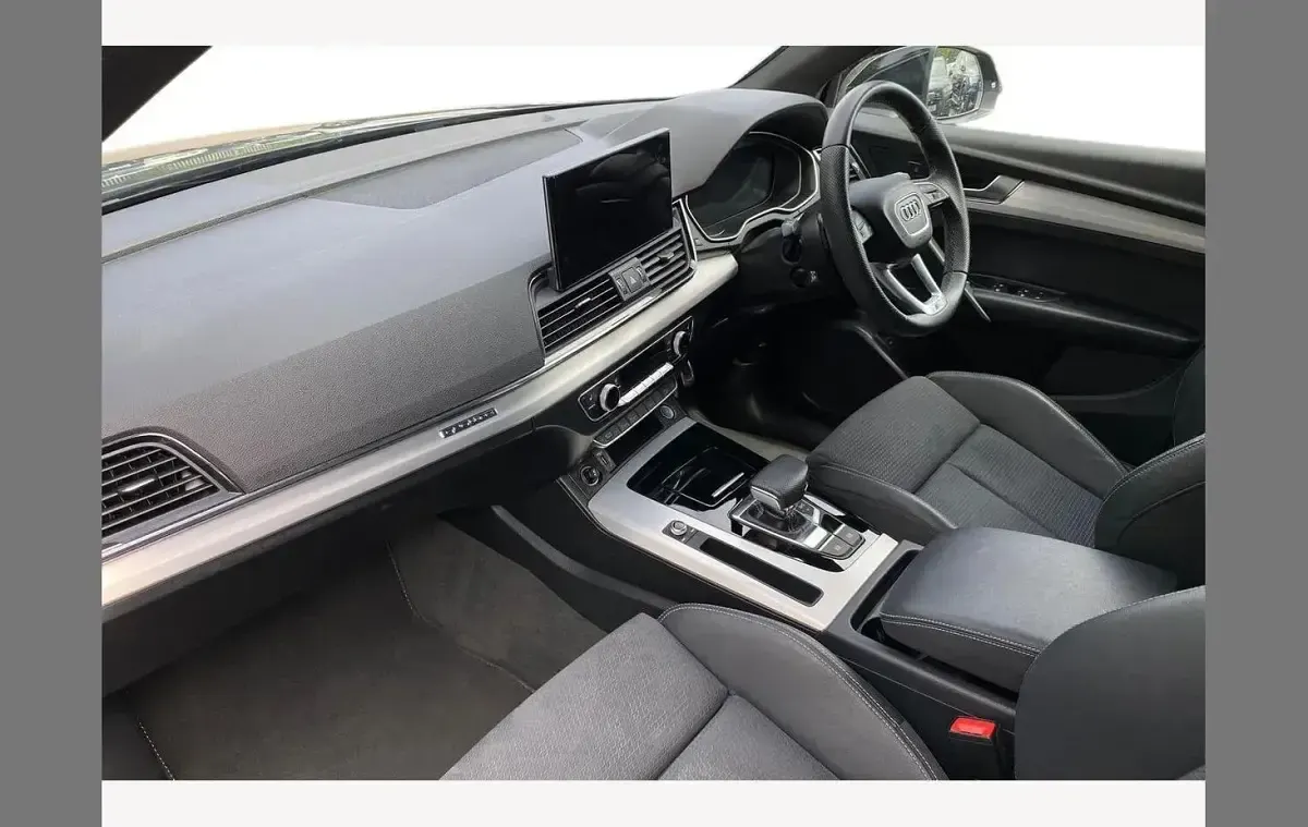 Used Audi Q5 S-Line 204 HP (150 kW) 2022 Mythos black SUV
