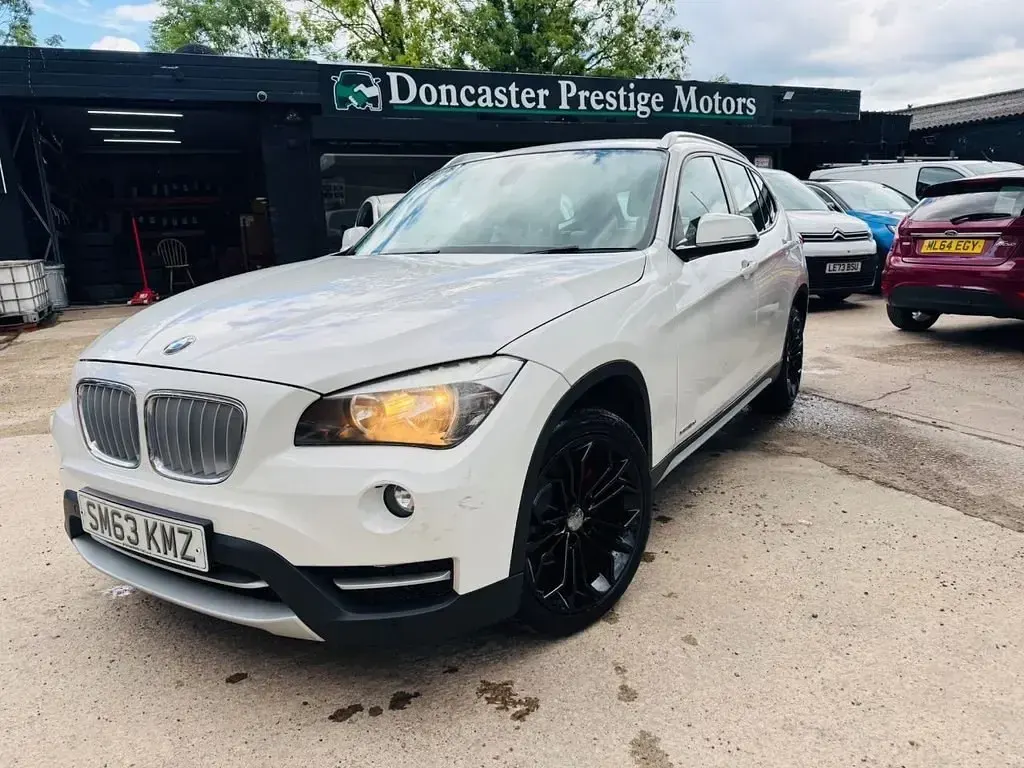 Używany BMW X1 xLine 143 KM (105 kW) 2014 Biały SUV