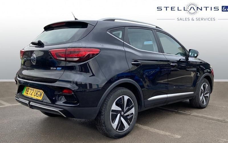 Used MG ZS Trophy 128 kW (175 HP) 2022 Blue SUV