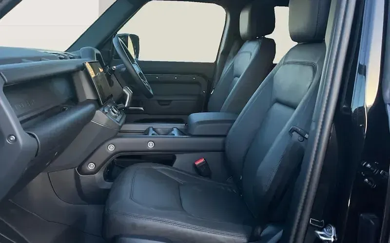 New Land Rover Defender HSE Dynamic 350 HP (257 kW) 2025 Other SUV