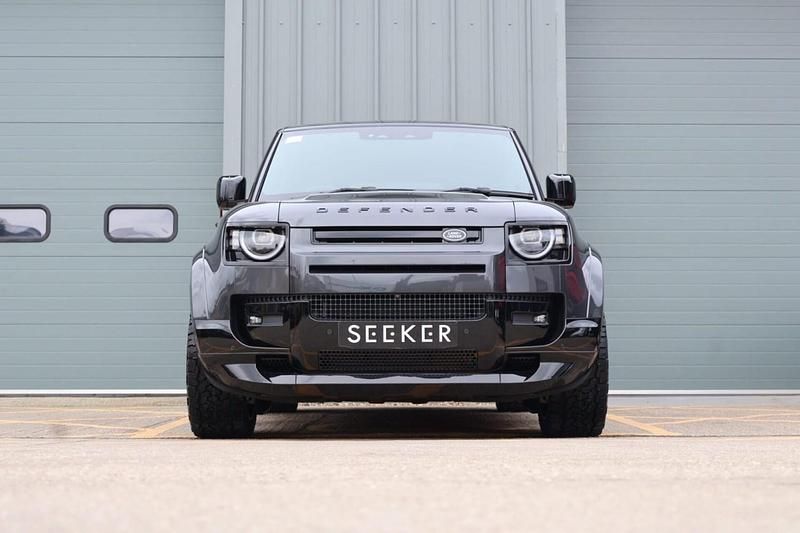 New Land Rover Defender SE Dynamic 2026 Grey SUV