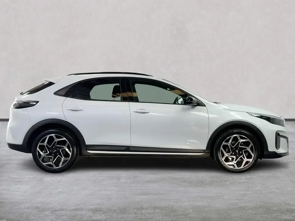 Used Kia XCeed GT-Line 138 HP (101 kW) 2024 White SUV
