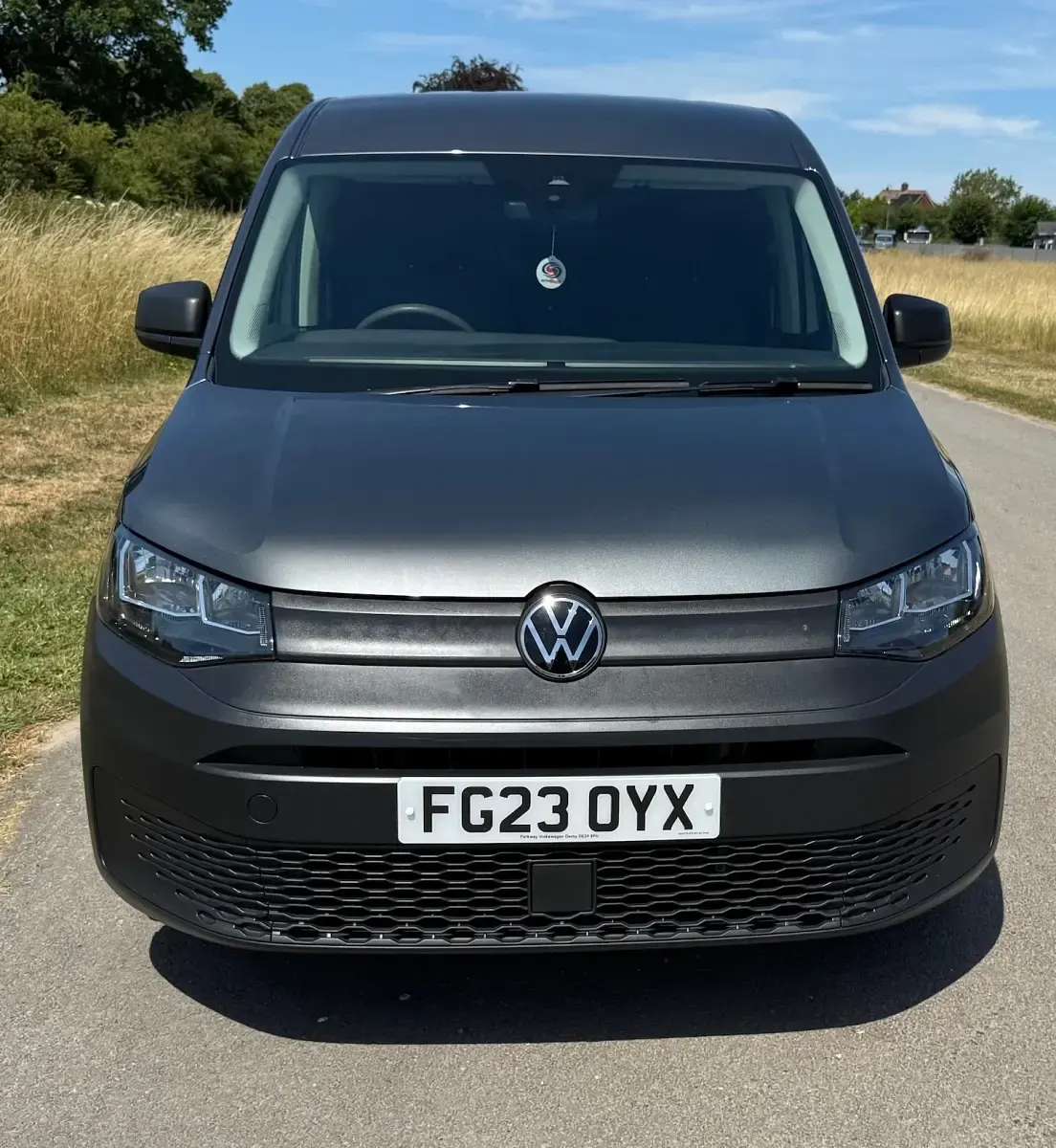 Used VW Caddy 102 HP (75 kW) 2023 Grey MPV