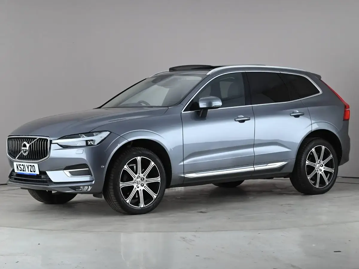 Used Volvo XC60 Inscription 250 HP (183 kW) 2021 Grey SUV