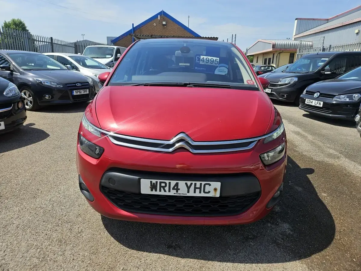 Used Citroën C4 Picasso VTR Sport 2014 Red MPV