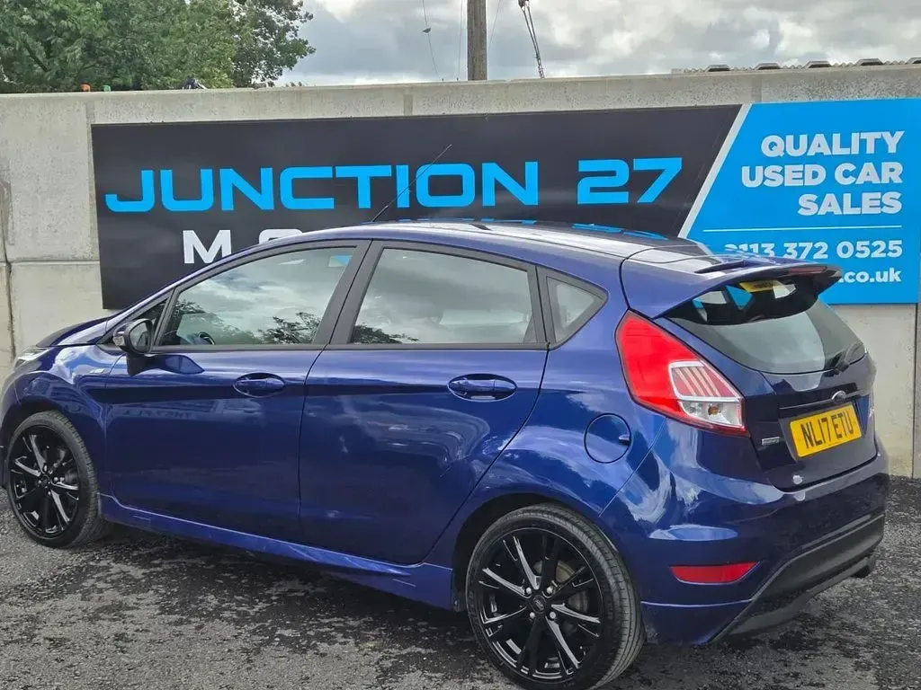 Used Ford Fiesta ST-Line 100 HP (73 kW) 2017 Blue Hatchback