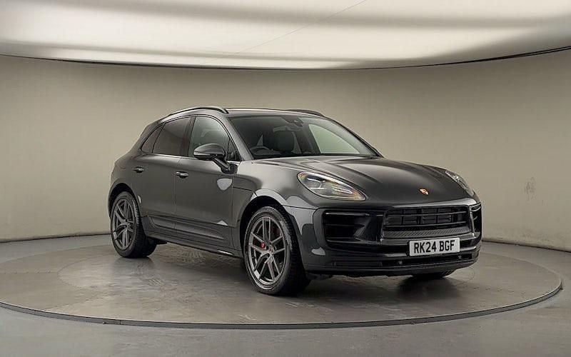 Used 2025 Porsche Macan S SUV | £59,500 (Fair price) - Image 1/4