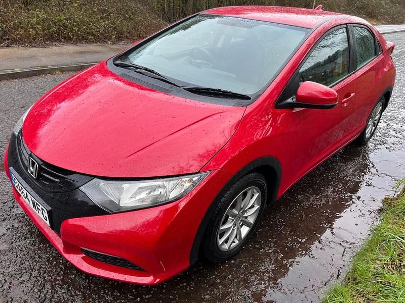 Used Honda Civic S 2014 Red Hatchback