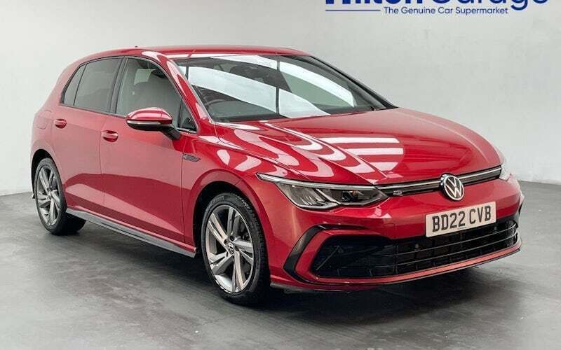 Used 2024 VW Golf VIII R-line Hatchback | £18,400 (Fair price) - Image 1/4