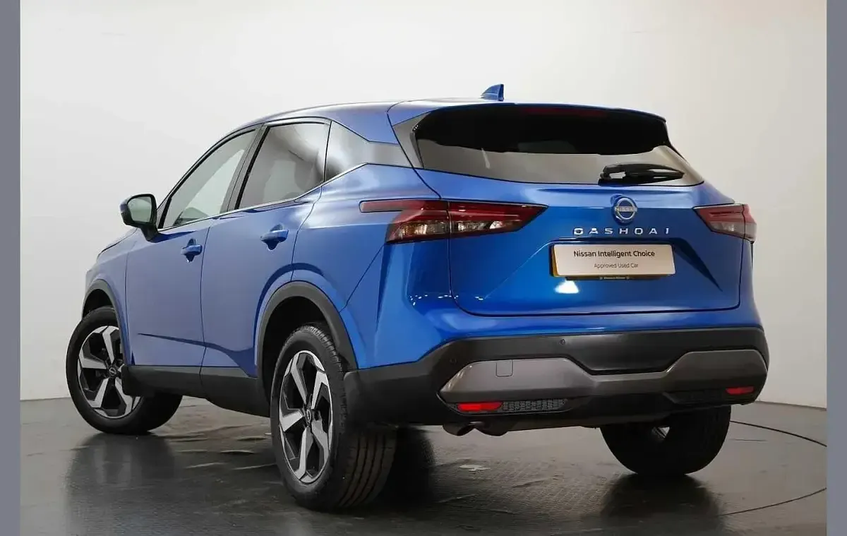 Used Nissan Qashqai N-Connecta 138 HP (101 kW) 2022 Blue SUV