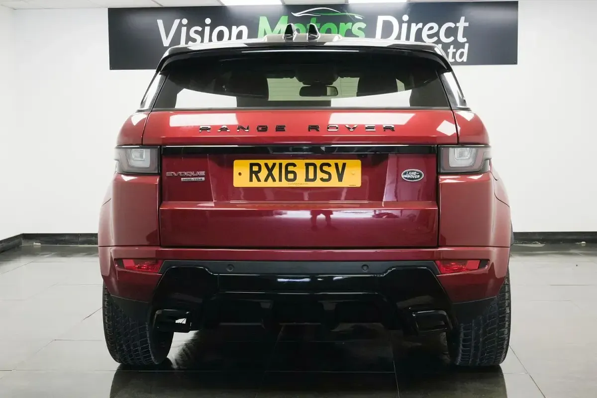 Used Land Rover Range Rover evoque HSE Dynamic 150 HP (110 kW) 2016 Red Estate