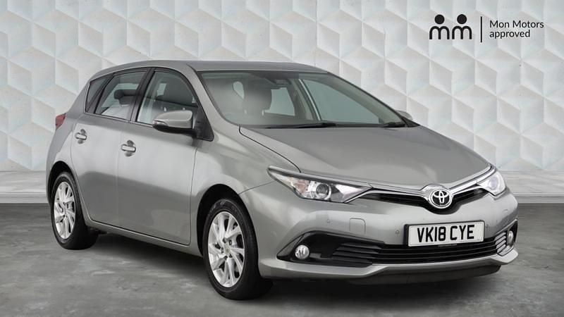 Grey Used 2018 Toyota Auris Hatchback | £8,352 (Good price) - Image 1/4