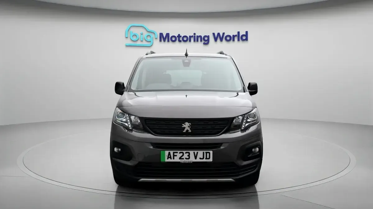 Used Peugeot e-Rifter GT 100 kW (136 HP) 2023 Grey MPV