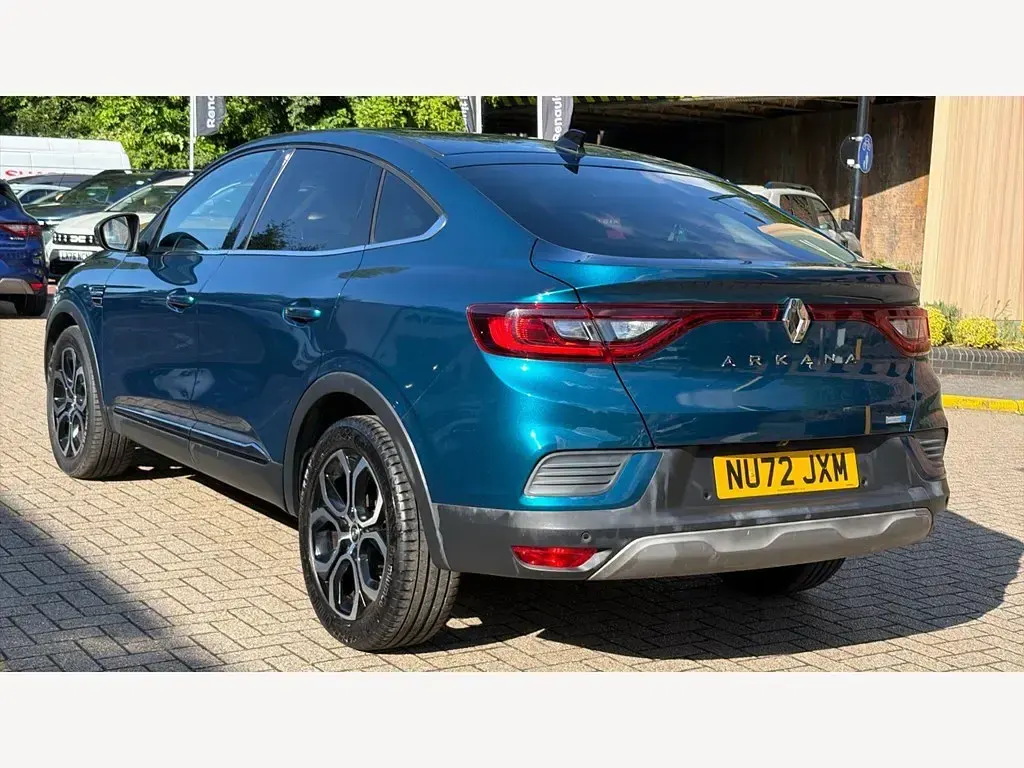 Begagnad Renault Arkana Version S 142 HK (104 kW) 2022 Blå SUV