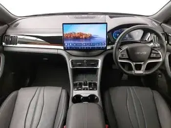 Used BYD Seal Boost 218 HP (160 kW) 2025 Black Estate