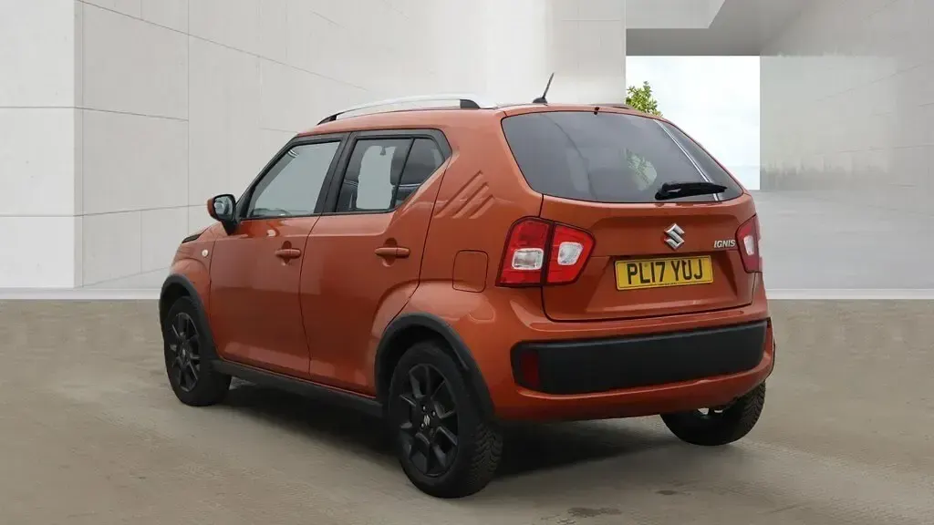 Used Suzuki Ignis SZ-T 90 HP (66 kW) 2017 Orange SUV