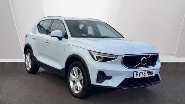 New 2026 Volvo XC40 Core SUV | £30,995 (Super price) - Image 1/3