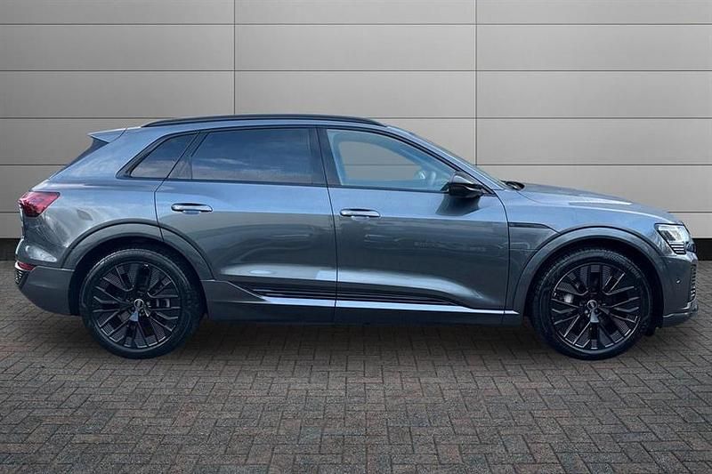 Used Audi Q8 e-tron Black Edition 300 kW (408 HP) 2023 Grey SUV