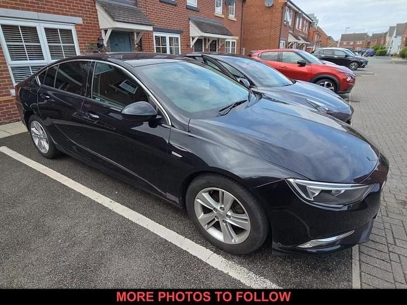 Blue Used 2017 Vauxhall Insignia SRi Hatchback | £6,000 (Fair price) - Image 1/4