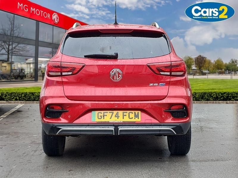 Used MG ZS Trophy Connect 130 kW (177 HP) 2024 Red SUV