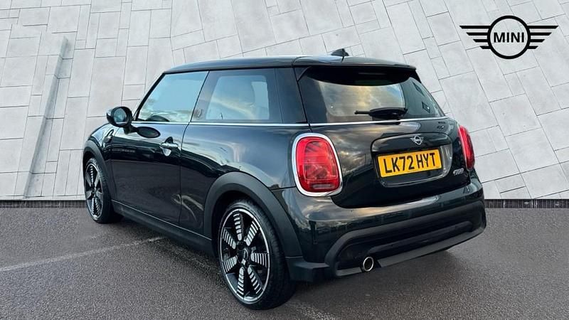 Used Mini Cooper Exclusive 134 HP (98 kW) 2022 Black Hatchback