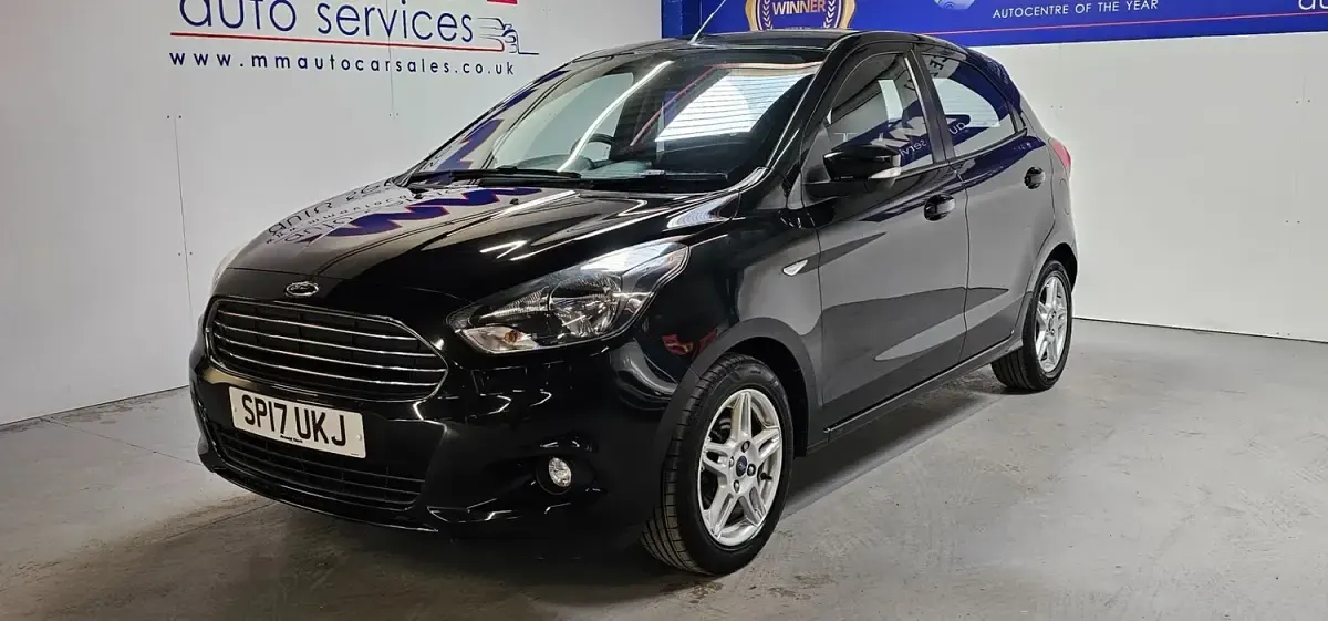 Used Ford Ka Plus Zetec 70 HP (51 kW) 2017 Black Hatchback