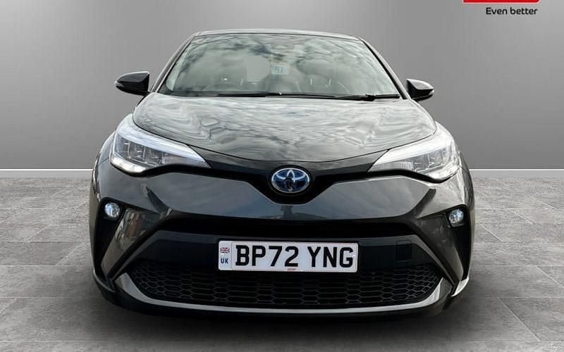 Used Toyota C-HR 122 HP (89 kW) 2023 SUV