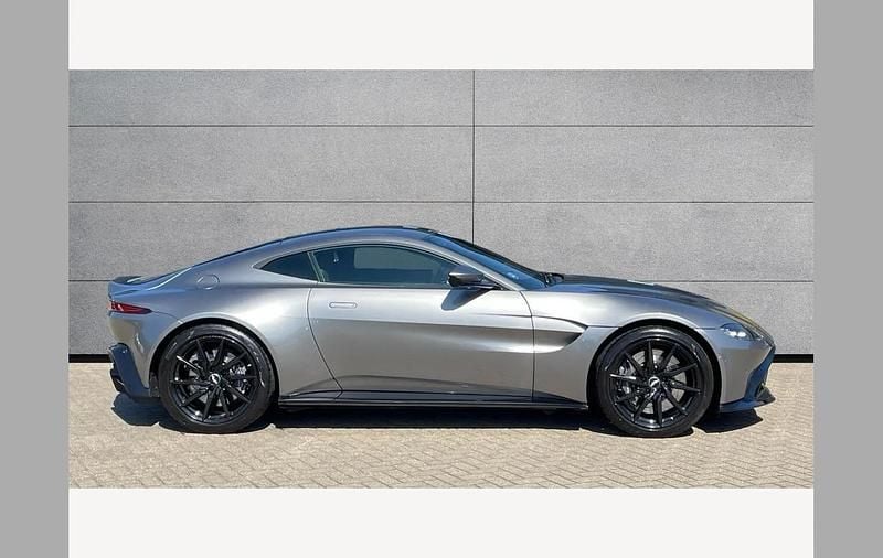 Used Aston Martin Vantage 510 HP (375 kW) 2020 Silver Coupe
