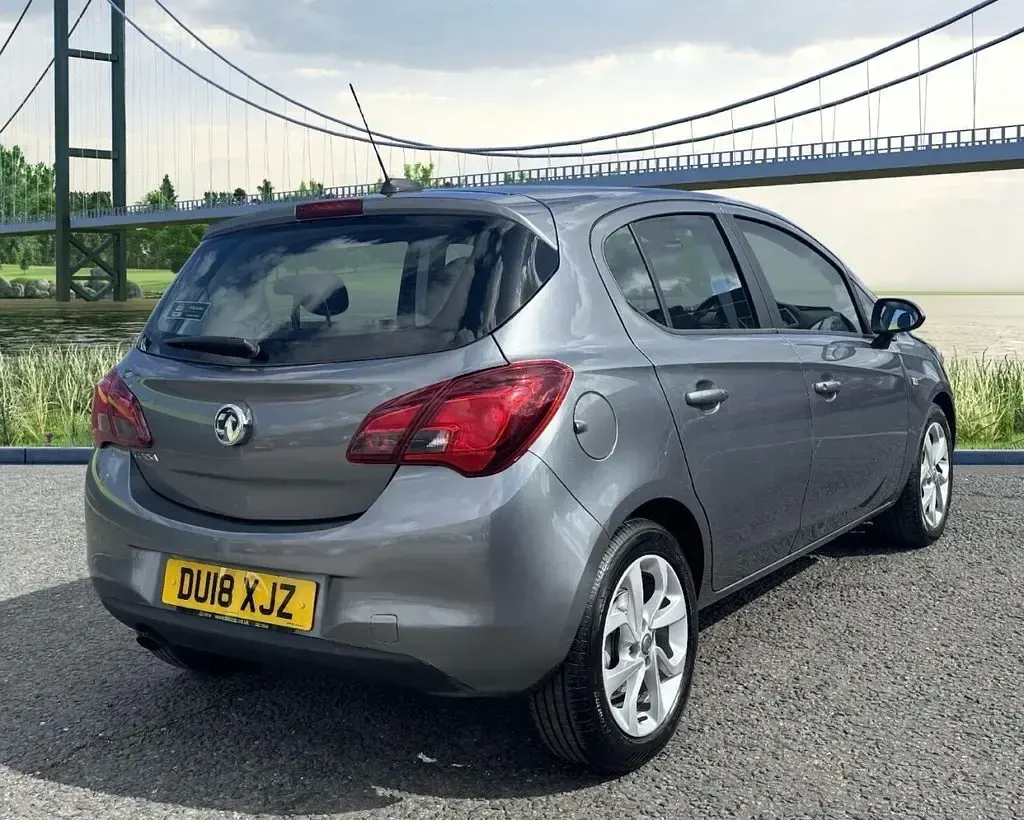 Used Vauxhall Corsa SRi 90 HP (66 kW) 2018 Grey Hatchback