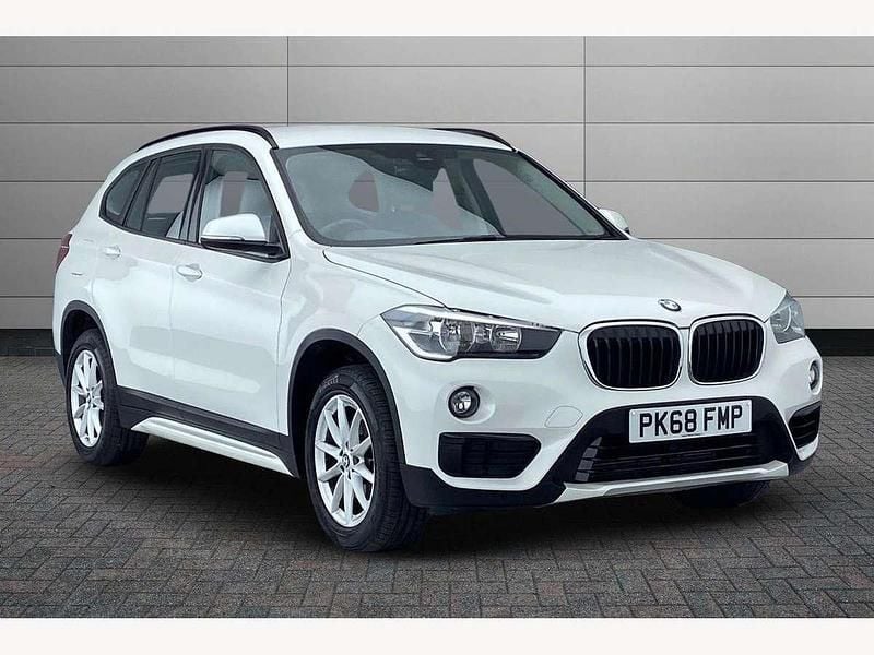 White Used 2018 BMW X1 Sport Line SUV | £15,395 (Fair price) - Image 1/3