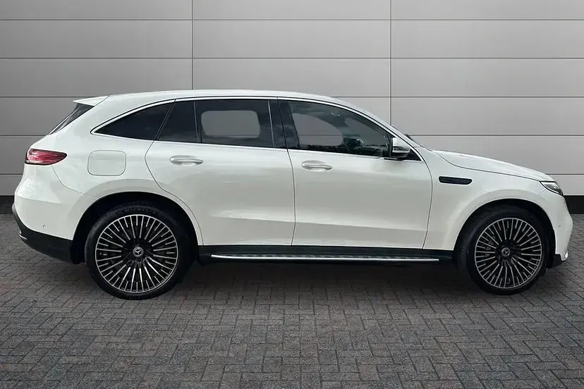 Used Mercedes EQC400 AMG Line Premium 300 kW (408 HP) 2022 White SUV