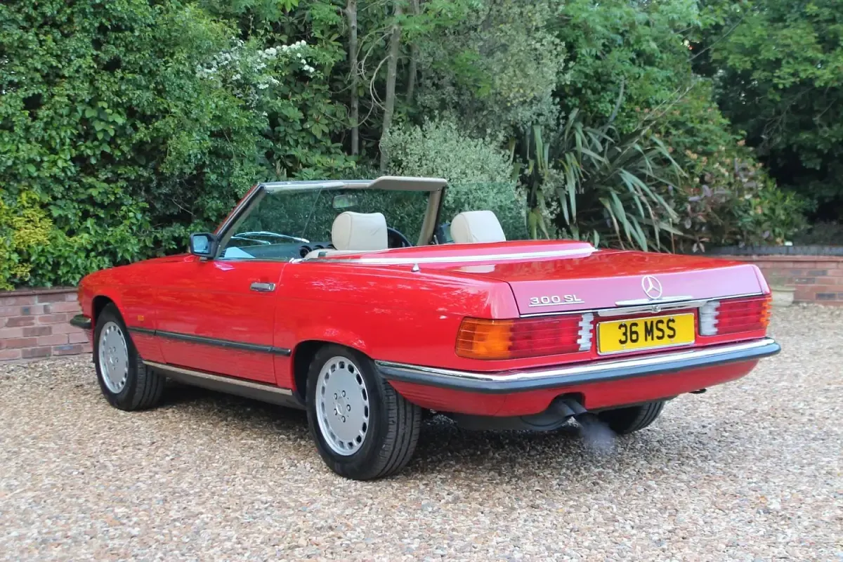 Used Mercedes SL300 1989 Red Cabriolet