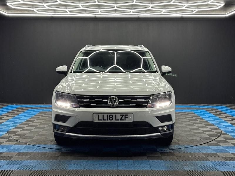 Usado VW Tiguan Allspace SE 150 HP (110 kW) 2018 Branco SUV