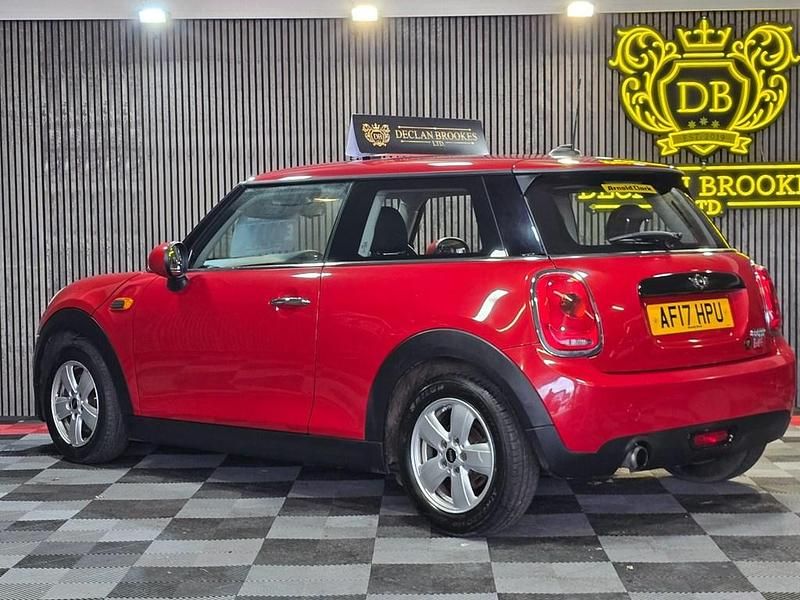 Used Mini Cooper Hatch 2017 Red Hatchback