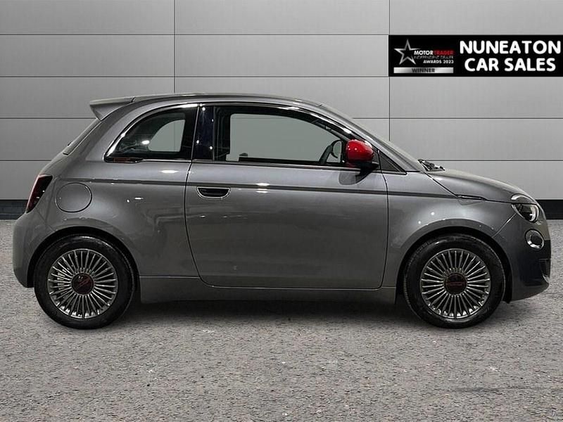 Second-hand Fiat 500e Red 86 kW (118 CP) 2023 Gri Hatchback