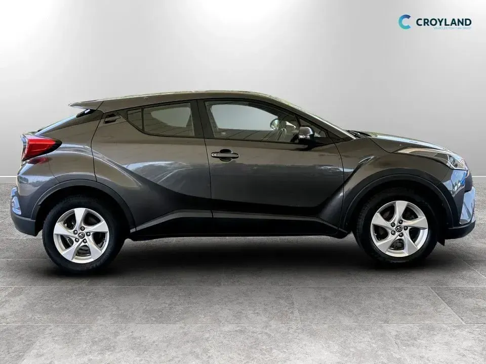 Used Toyota C-HR 116 HP (85 kW) 2019 Grey SUV