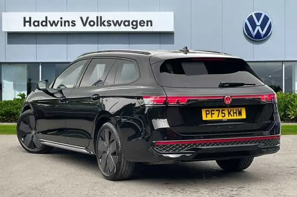 Used VW Passat 150 HP (110 kW) 2026 Estate