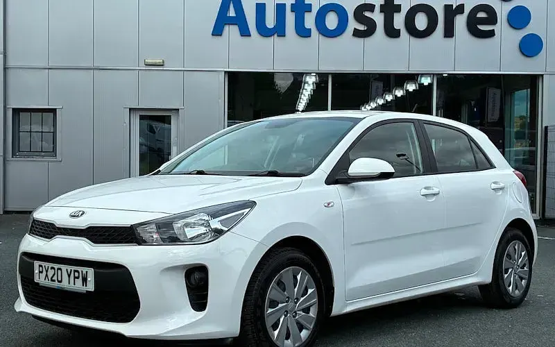 Used Kia Rio 84 HP (61 kW) 2020 Hatchback