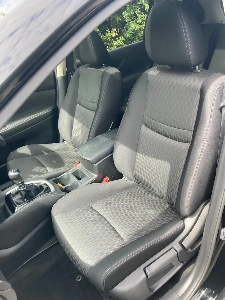 Used Nissan X-Trail Acenta Premium 150 HP (110 kW) 2019 Black SUV