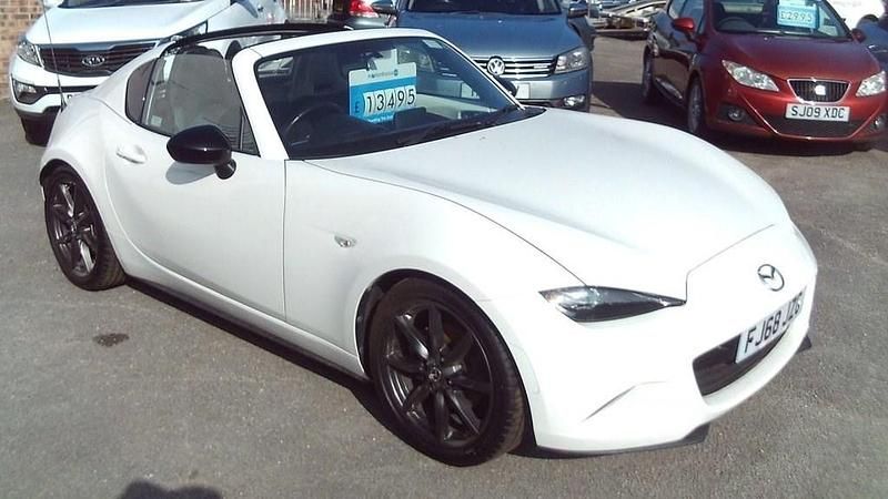 Used Mazda MX5 160 HP (117 kW) 2018 White Cabriolet