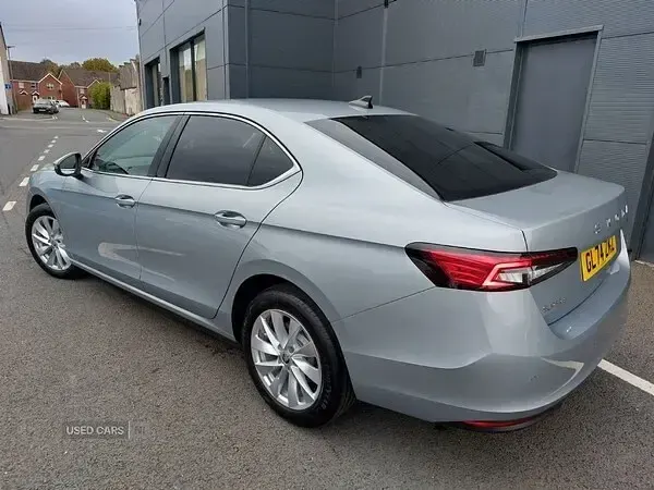 New Skoda Superb SE Technology 150 HP (110 kW) 2025 Silver Hatchback