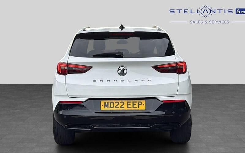 Second-hand Vauxhall Grandland X GS Line 131 CP (96 kW) 2022 Alb SUV